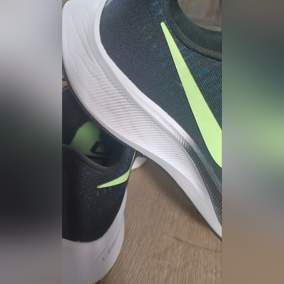 Niki ladies size 9 - Picture 6 of 6